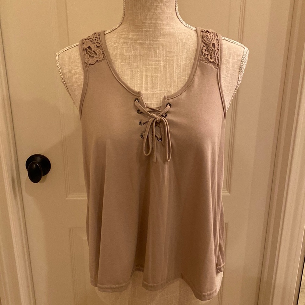 Rue 21 Sleeveless Blouse